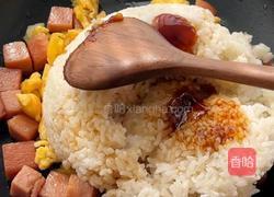 海苔午餐肉炒饭的做法图解7