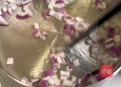 黑松露脆皮奶油蘑菇汤的做法图解2