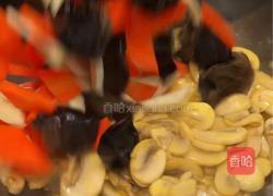 鲜掉眉毛的油面筋炒素，做法超简单的做法图解3