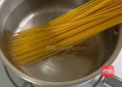 黑松露奶油蘑菇意面的做法图解1