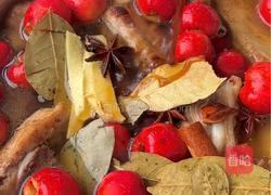 酸甜控狂喜！这道山楂炖排骨堪称味蕾炸弹！的做法图解5