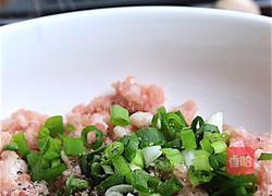 一口爆汁！鲜香黑虎虾蒸饺绝了的做法图解3