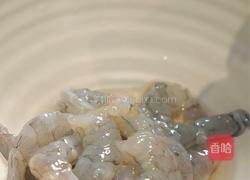 鲜掉眉毛!一锅封神的虾仁豆腐汤的做法图解2