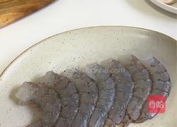 黑椒腌制虾仁邂逅脆嫩芦笋与口蘑，成就春日下饭神菜！的做法图解1