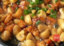 蒜香口蘑鸡腿的做法图解8