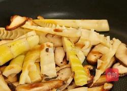 黑松露春笋闷饭的做法图解7