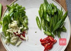 香辣孜然面筋的做法图解3