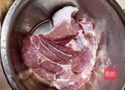 手工肉丸的做法图解1