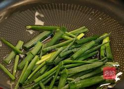 葱油花生酱拌面的做法图解2