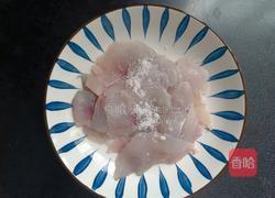 椒麻鲈鱼片的做法图解3