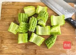 凉瓜黄豆排骨汤的做法图解3