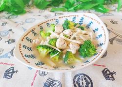 鸡肉蔬菜浓汤