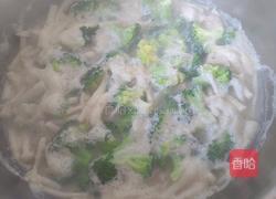 鸡肉蔬菜浓汤的做法图解13