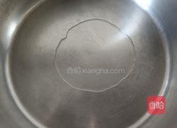 平菇炒白菜的做法图解1