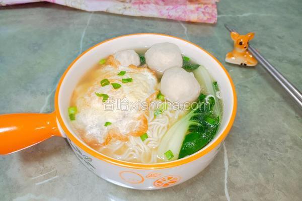 肉丸鸡蛋方便面