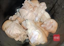 电饭锅焗猪蹄的做法图解3