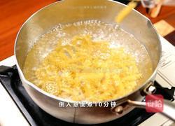 炸松露意面的做法图解2