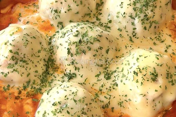 芝士鸡肉丸意面