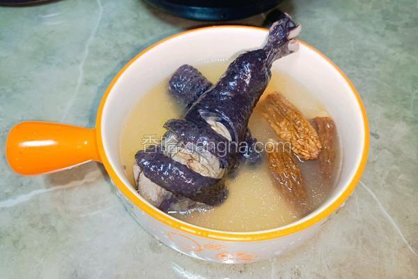 羊肚菌乌鸡汤