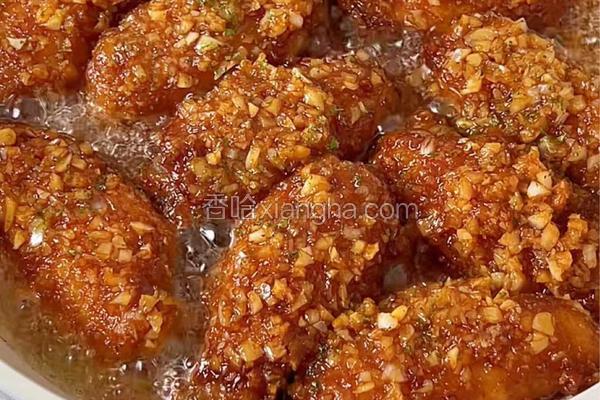 蒜香黄油脆皮鸡翅