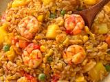 菠萝虾仁蛋炒饭的做法[图]