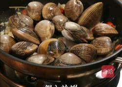 蒜香黄油蛤蜊的做法图解3