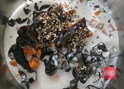 椰香藜麦板栗芡实什蔬煲的做法图解4