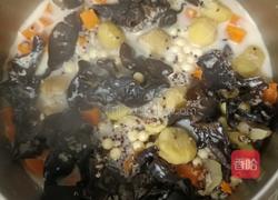 椰香藜麦板栗芡实什蔬煲的做法图解7