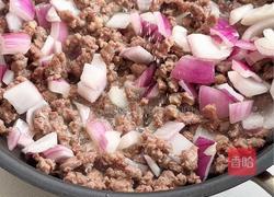 土豆泥番茄牛肉芝士饼的做法图解2