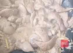 香爆蒜姜猪肝的做法图解5