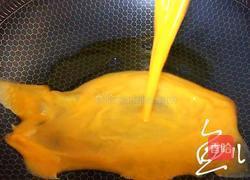 杏鲍菇炒鸡蛋的做法图解8