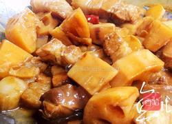 五花肉焖莲藕的做法图解12