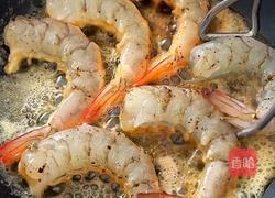 虾仁芝士意面的做法图解4