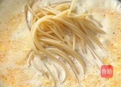 虾仁芝士意面的做法图解7