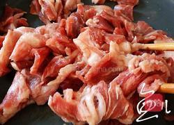 西兰花炒牛肉的做法图解3