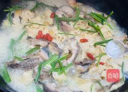 温补柴鱼汤的做法图解9