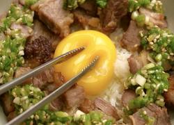 葱盐牛肋条拌饭