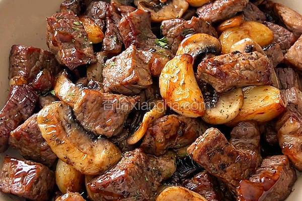 黑椒牛排炒口蘑