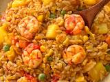 菠萝虾仁蛋炒饭的做法[图]