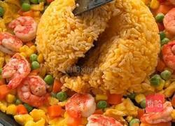 菠萝虾仁蛋炒饭的做法图解8