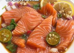 泰式凉拌三文鱼