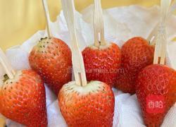 草莓糖葫芦的做法图解2