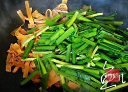 韭菜炒千张的做法图解10