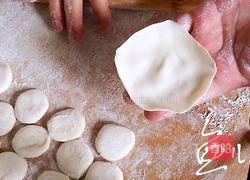 猪肉韭菜水饺的做法图解11