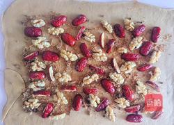 红枣核桃包的做法图解5