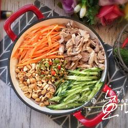 黄瓜拌面的做法[图]