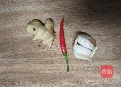 酸辣手撕包菜的做法图解2