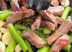 蒜香芦笋牛肉的做法图解7