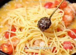 番茄虾仁意面的做法图解6