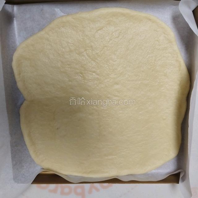 擀面跟烤盘大小